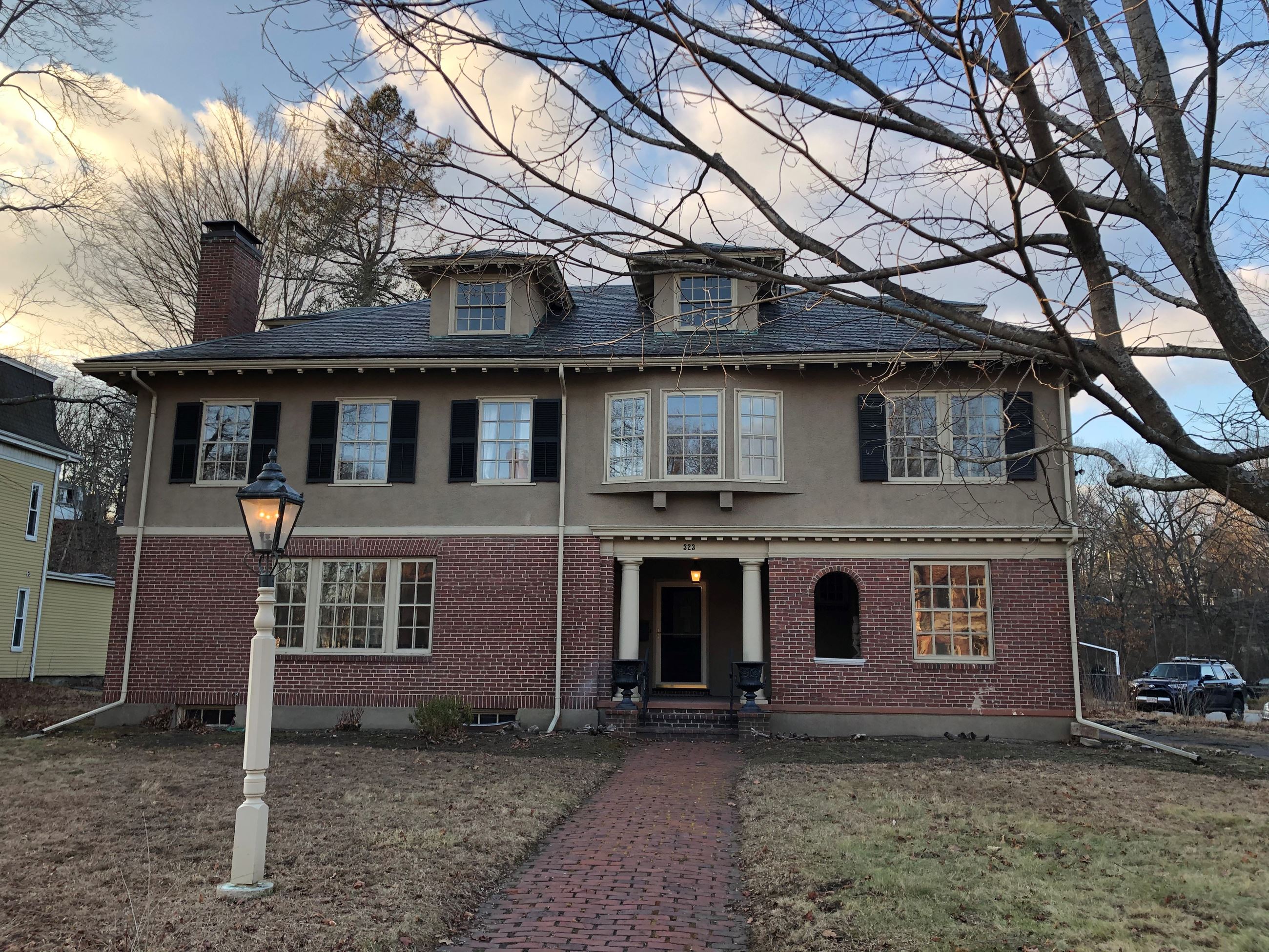 323 Washington Street