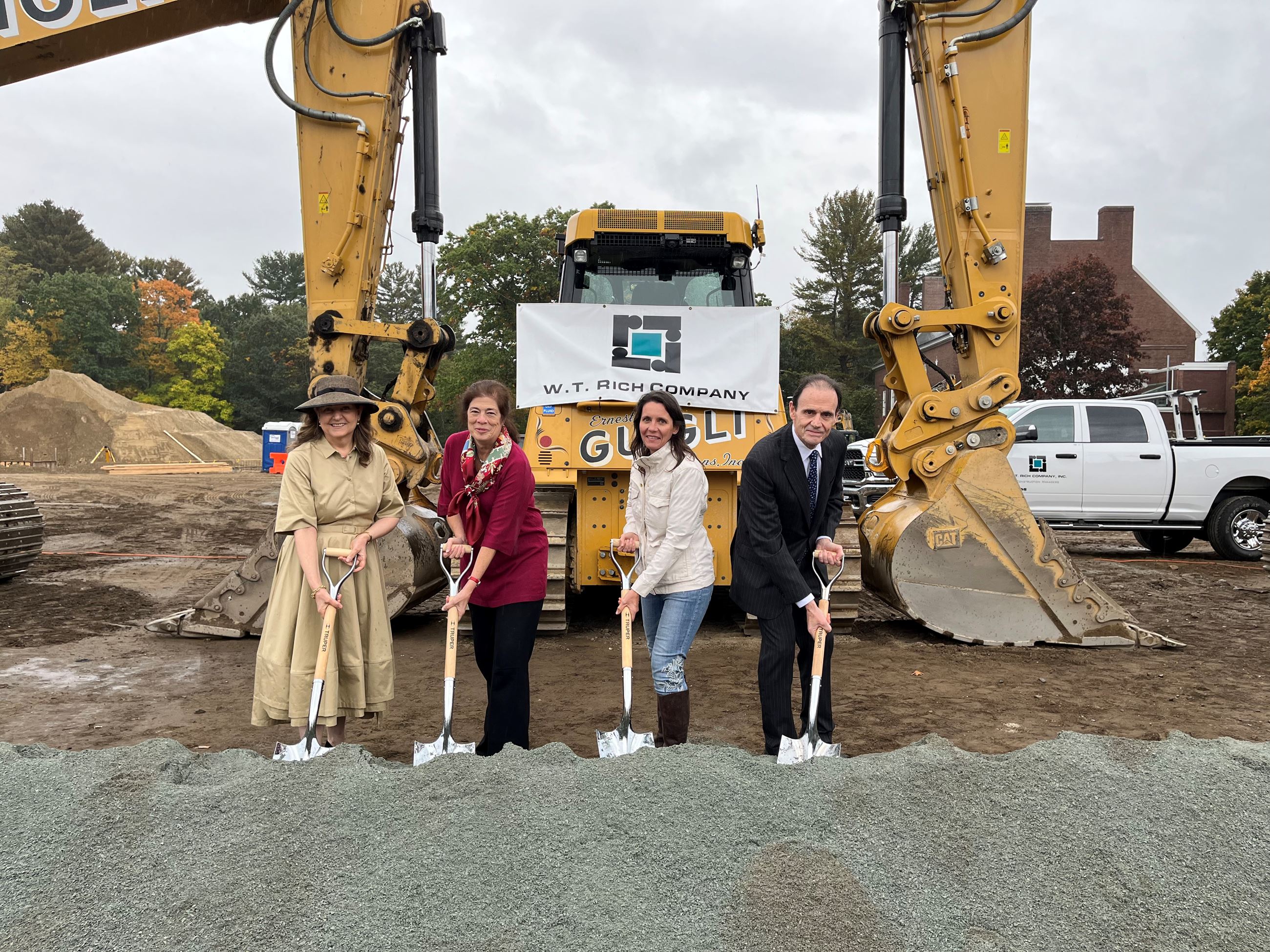 Hunnewell_SB members